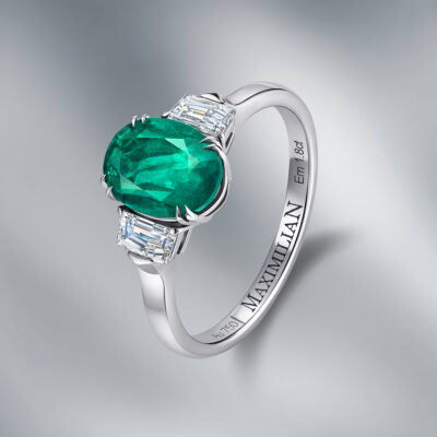 Diamond Ring Set With  Natural Emerald Oval Mixed Cut