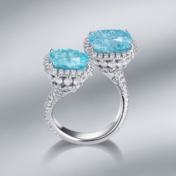 Diamond Ring  set with Natural Tourmaline Paraiba