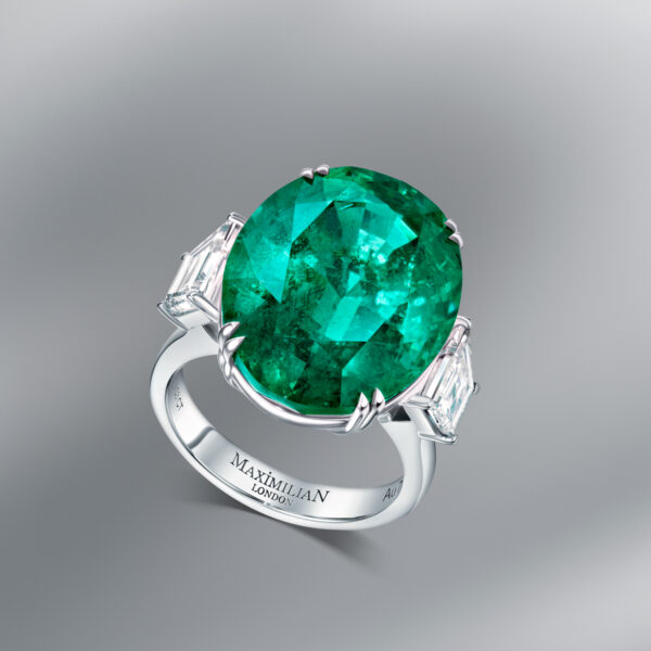 Diamond Ring Set with Oval Emerald