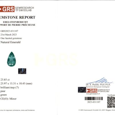 18K White Gold Pendant set with Emerald & Diamonds