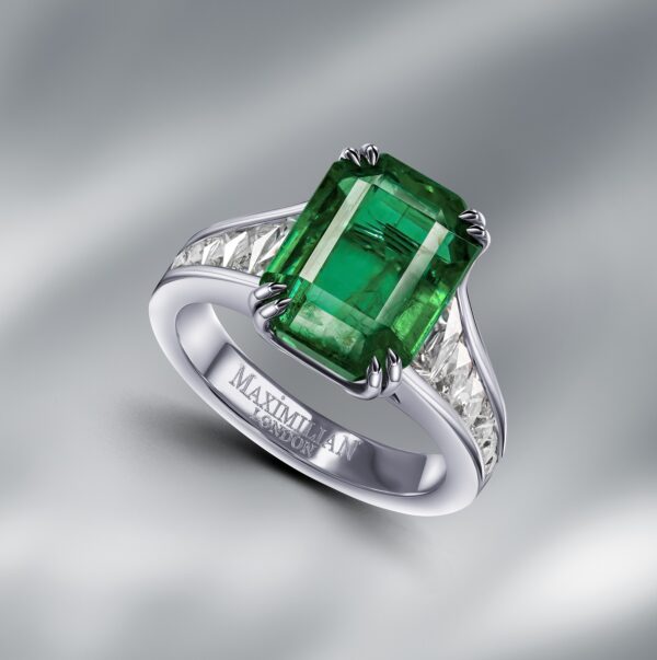 Diamond Ring Set With Zambian Emerald