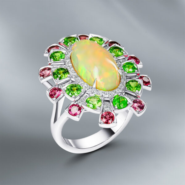 Natural Spinel And Diamond Ring - Image 2