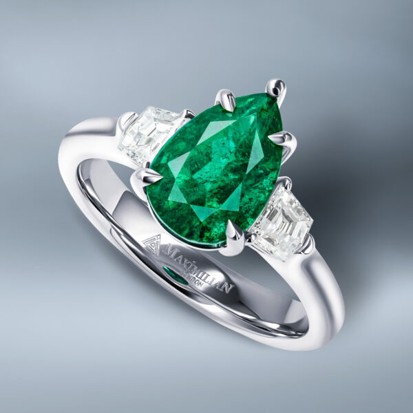 Diamond Ring Set With Zambian Emerald - Image 2