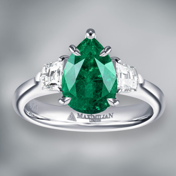 Diamond Ring Set With Zambian Emerald