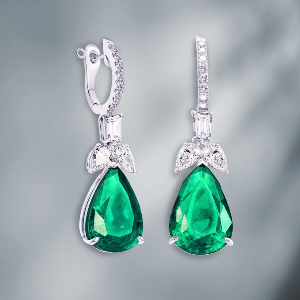 Natural Emerlad & Diamond Earrings